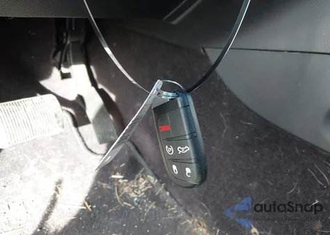 2015 Jeep Grand Cherokee Laredo из США, поврежденный, VIN 1C4RJFAG6FC226876